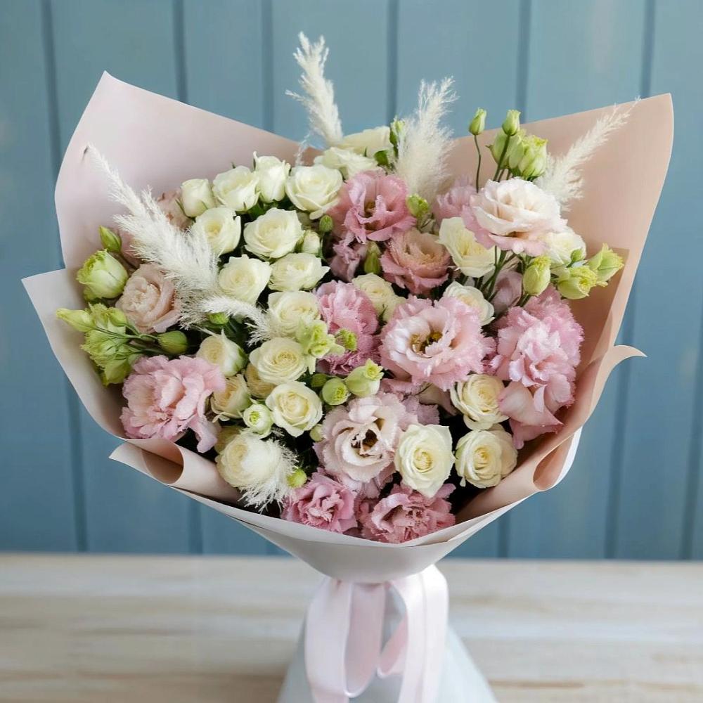 Букет цветов из: Альстромерии и Розы в Кореизе