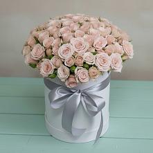 Цветочная композиция из Розы в шляпной коробке в Кореизе