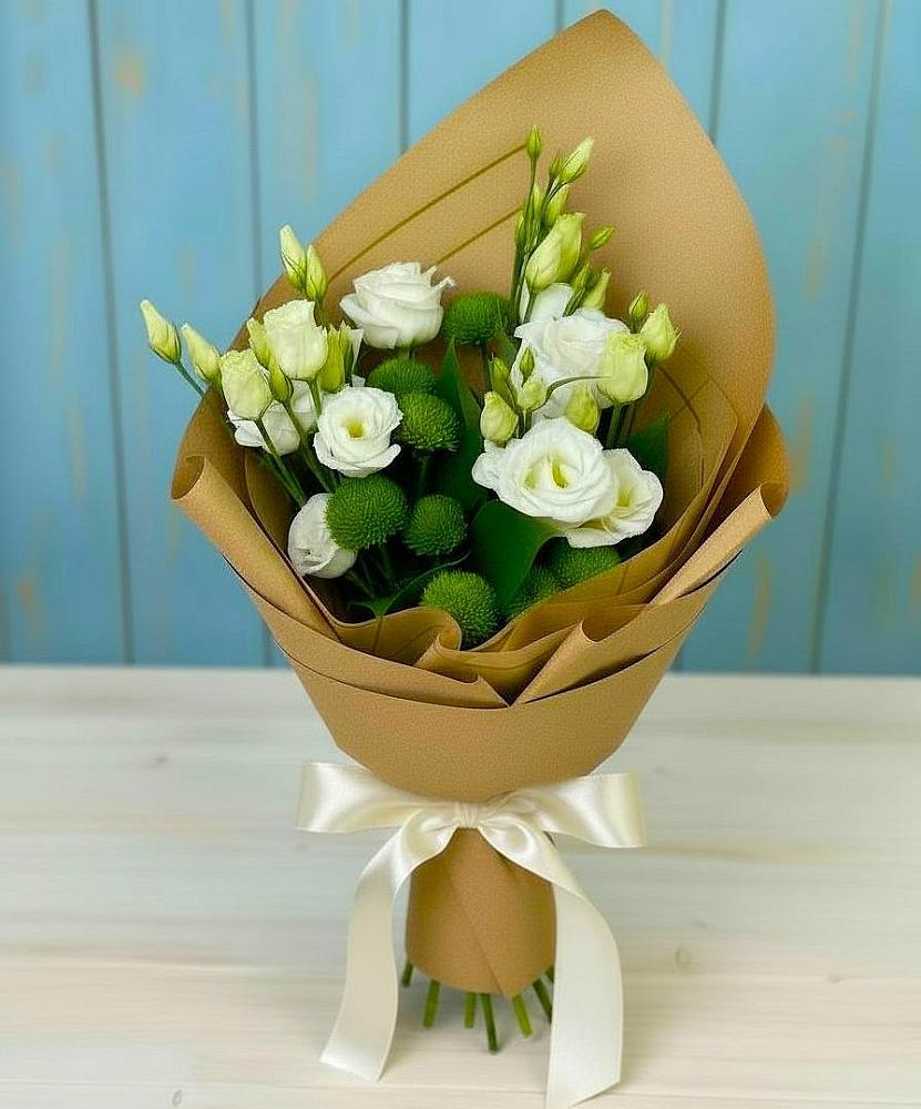 Букет цветов из: Хризантемы и Лизиантусы в Кореизе