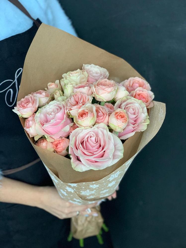 Букет цветов из: Хризантемы и Розы в Кореизе