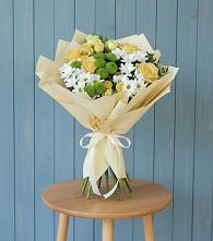 Букет цветов из:  Хризантемы и Розы в Кореизе