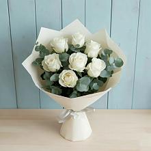 Букет Белые розы в Эвкалипте в Кореизе