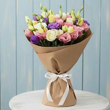 Букет цветов из:  Лизиантусы в Кореизе