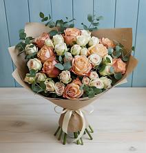 Букет цветов из:  Альстромерии и Розы в Кореизе